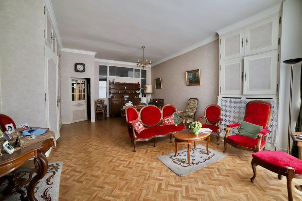 Vente Maison Grande maison familiale de 250 m² Pre-en-pail-saint-samson