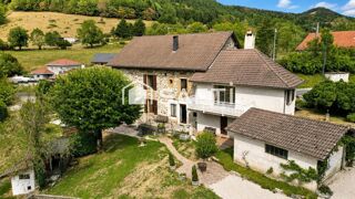  Maison à vendre 12 pièces 262 m²