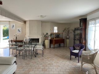  Maison � vendre 10 pi�ces 300 m�