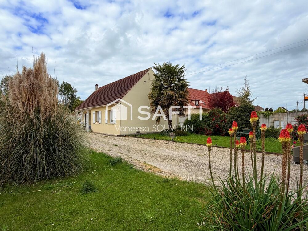 Maison T5 de plain pied sur 1340 m2 de terrain clos
