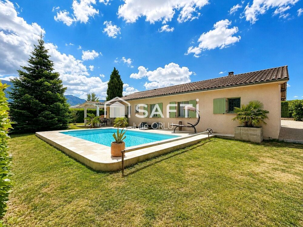 Vente Maison Grand terrain, Plain pied, piscine, grand garage Jaillans