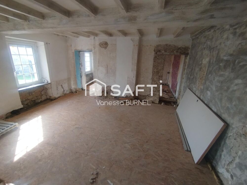 Maison à rénover entièrement avec fort potentiel