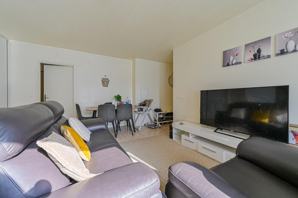 Vente Appartement A  12 Minutes de la Gare RER D Vert de Maisons et de la futur ligne 15 métro Alfortville