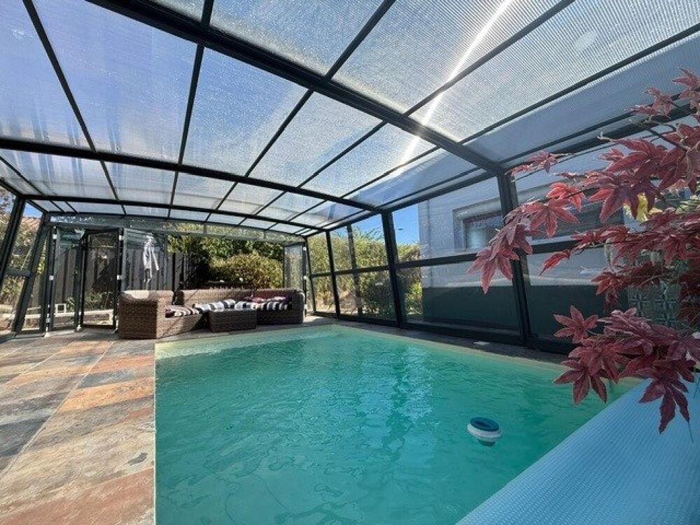 Vente Maison Belle maison 5 pièces de 142m2 avec piscine couverte et chauffée Gujan-mestras