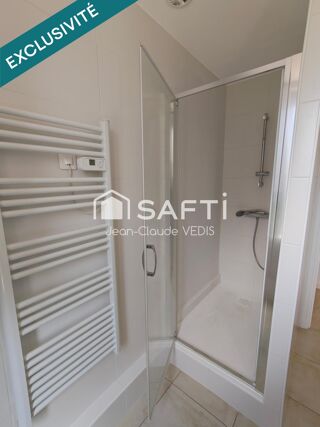  Immeuble à vendre 210 m²