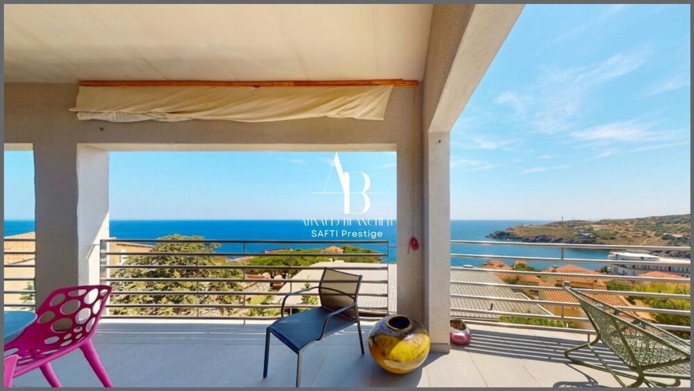 Villa avec vue panoramique exceptionnelle sur la Méditerranée