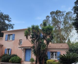  Maison � vendre 10 pi�ces 220 m�