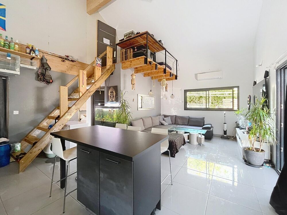 Ensemble immobilier - deux maisons louées sur un terrain 1 434m²