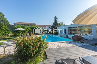  Maison à vendre 15 + pièces 759 m²