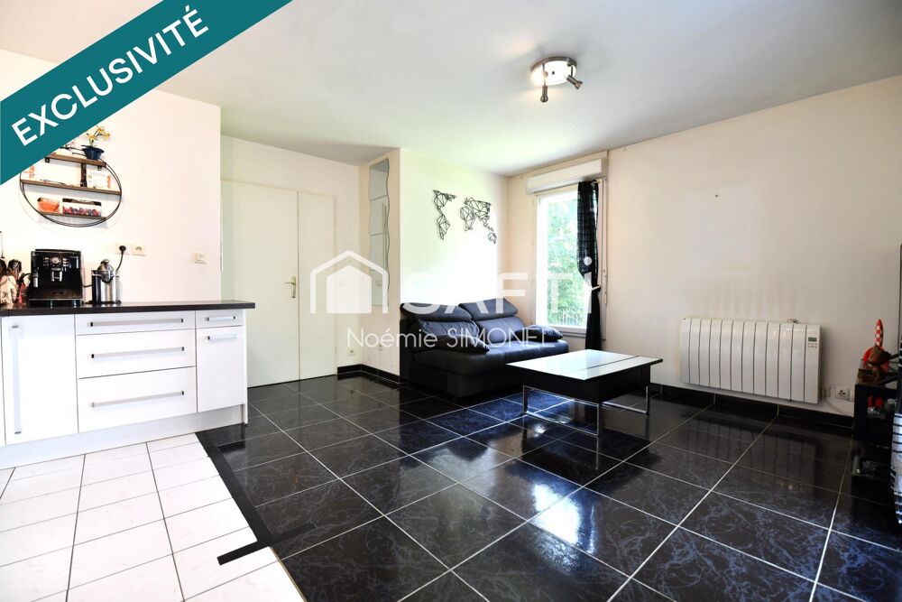 Grand appartement de deux pièces avec un grand jardin privé de 200m2 !