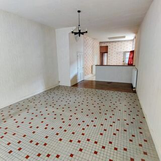  Immeuble  vendre 235 m