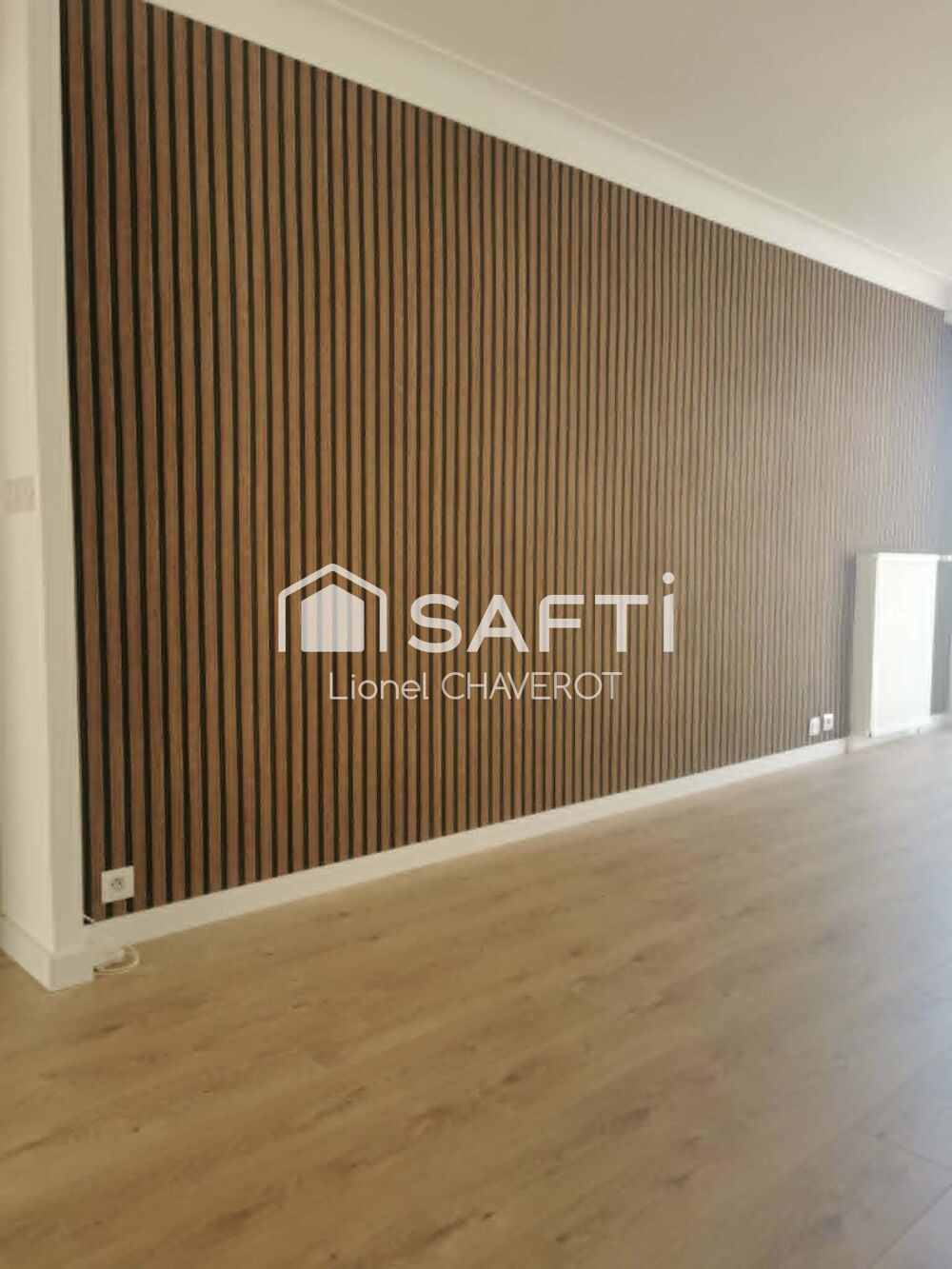 Vente Appartement En plein cœur du centre-ville, découvrez cet appartement de 3 chambres avec garage. Sete