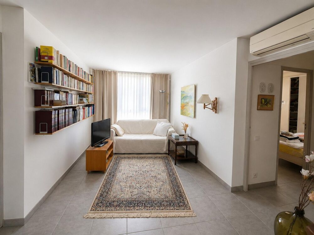 Vente Appartement Intra-muros, T3 de 75m², terrasse, parking, clim Avignon