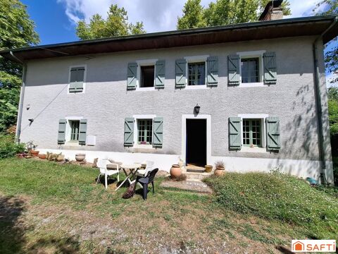   Maison de charme en pleine nature avec 11,6 ha de terrain Maison - 7 pi�ce(s) - 193 m�