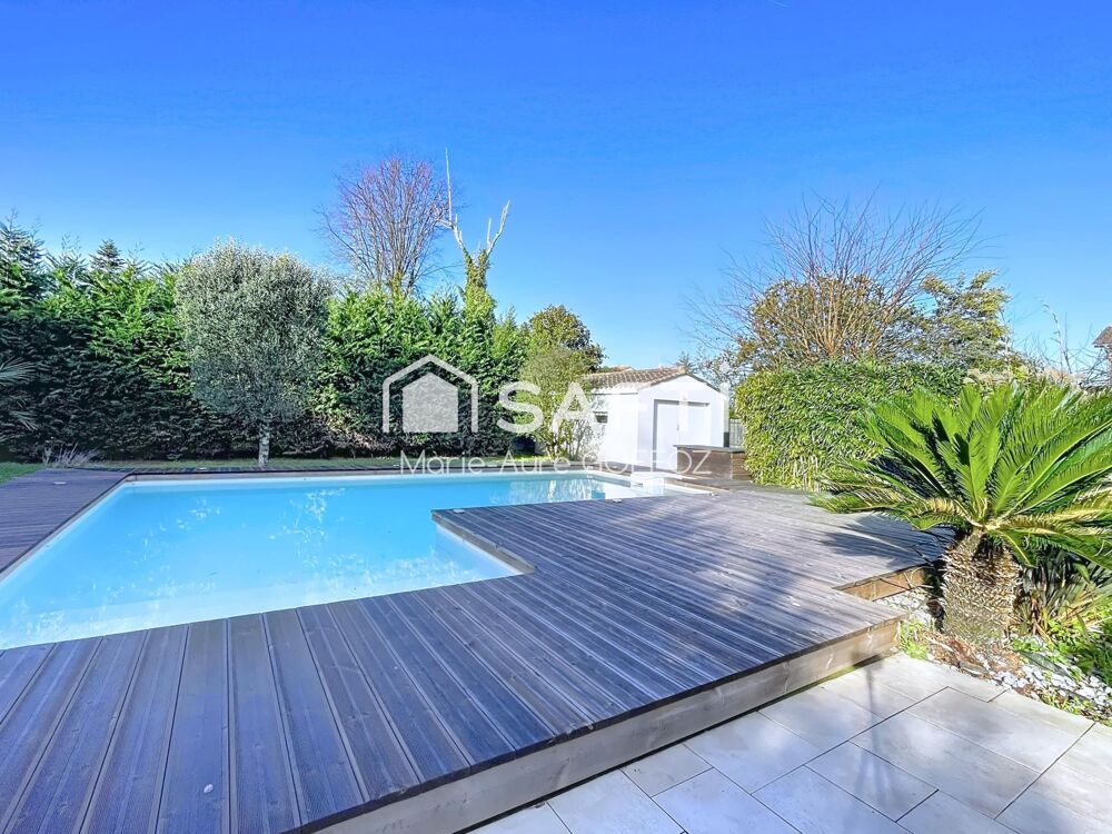 Belle contemporaine de plain pied avec piscine