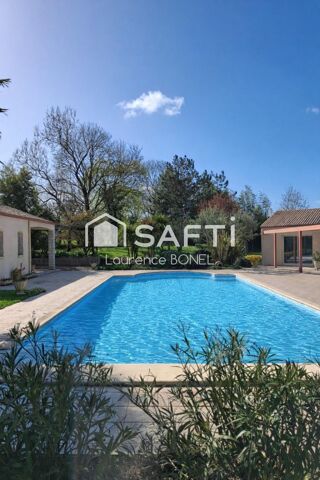 Maison � vendre 6 pi�ces 195 m�