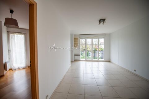   F2 lumineux avec balcons et parking Appartement - 2 pice(s) - 44 m