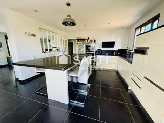  Maison à vendre 8 pièces 181 m²