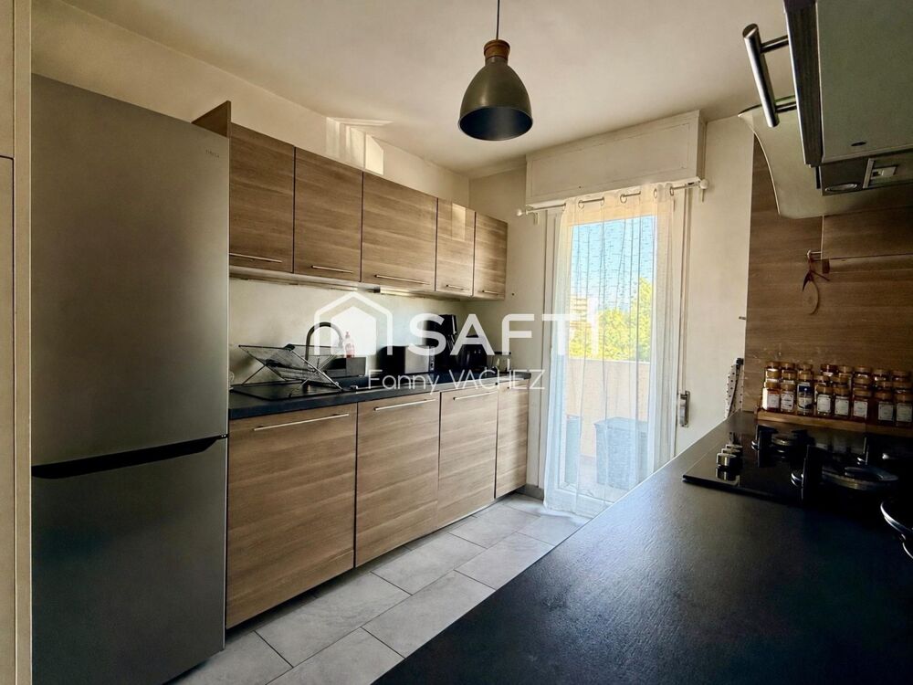 Appartement 3 pièces d'angle de 64m² au CANNET