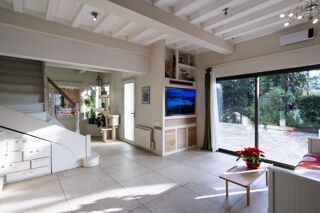  Maison � vendre 8 pi�ces 230 m�