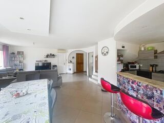  Maison � vendre 4 pi�ces 110 m�