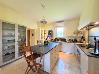  Maison � vendre 7 pi�ces 227 m�