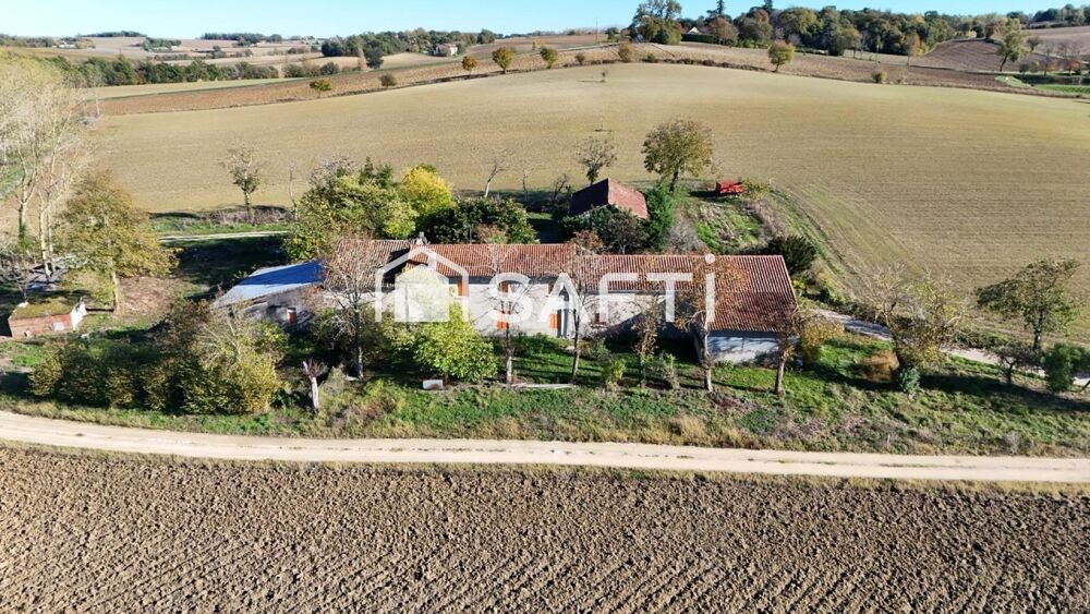 grande ferme à rénover à 5 minutes de Nérac.