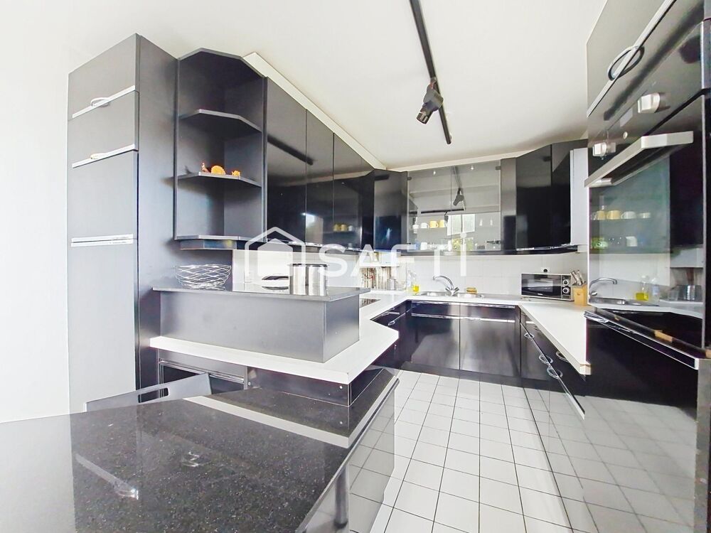 Vente Appartement Le privilège des derniers étages pour ce duplex, la proximité de toutes les commodités Rosny-sous-bois
