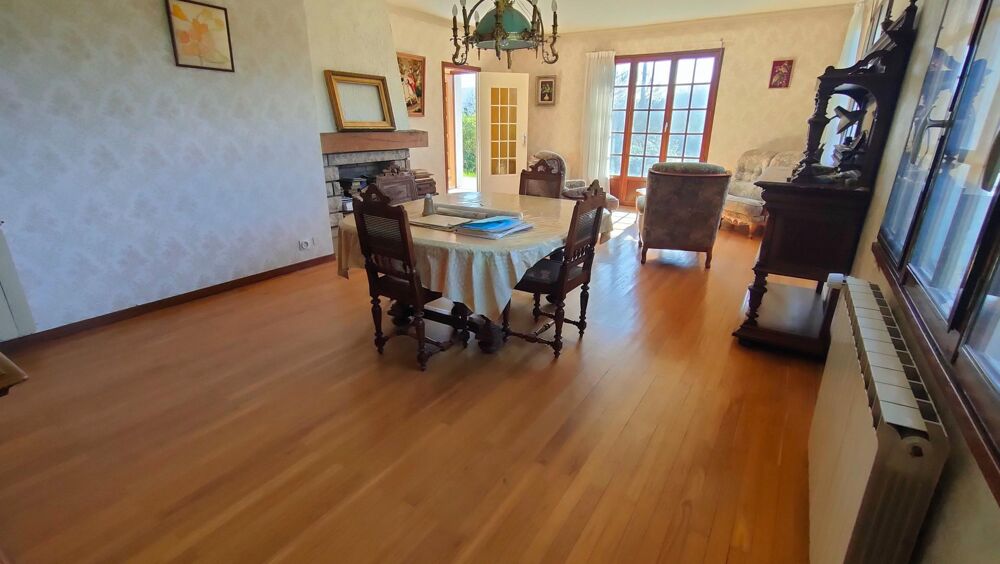Maison traditionnelle de 110 m² sur sous sol complet