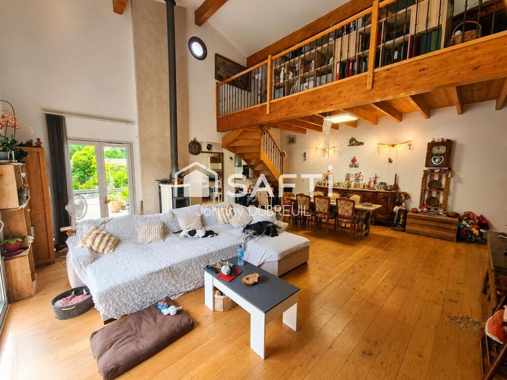 Vente Maison MISON DE PLAIN-PIED 168 m² – 5 CHAMBRES – PISCINE – TERRAIN 1 200 m² Besse-sur-issole