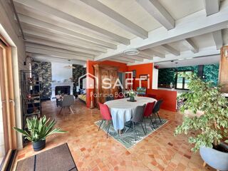  Maison à vendre 10 pièces 262 m²