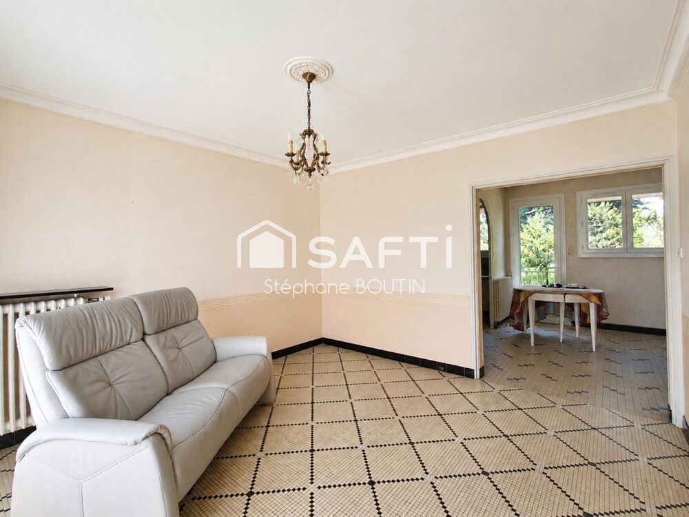 MAISON 3 CHAMBRES AVEC SOUS-SOL COMPLET  ESSARTS-EN-BOCAGE