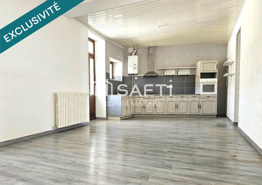 Vente Immeuble IMMEUBLE AVEC DEUX APPARTEMENTS, GARAGES, CAVES ET COUR PRIVATIVE. Cransac
