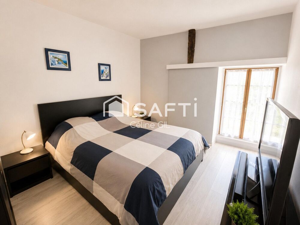 Vente Maison Maison en pierres rénovée avec vie de plain-pied – Dépendances et fort potentiel Forges de lanouee