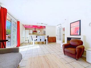Vente Maison Rare, maison de plain-pied, 4 chambres au calme, avec piscine Coublevie