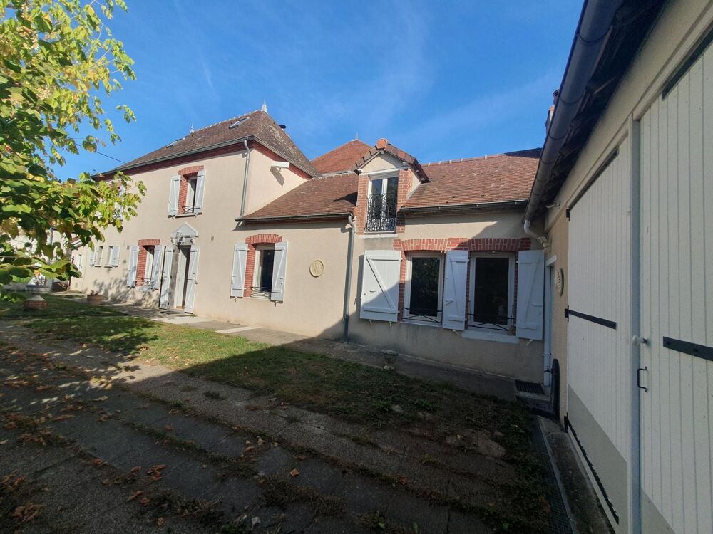 Vente Maison MAISON DE CARACTERE 168M² GRANGE ATTENANTE Chareil-cintrat