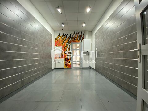   Grand local commercial avec entrepôt – Reims centre 