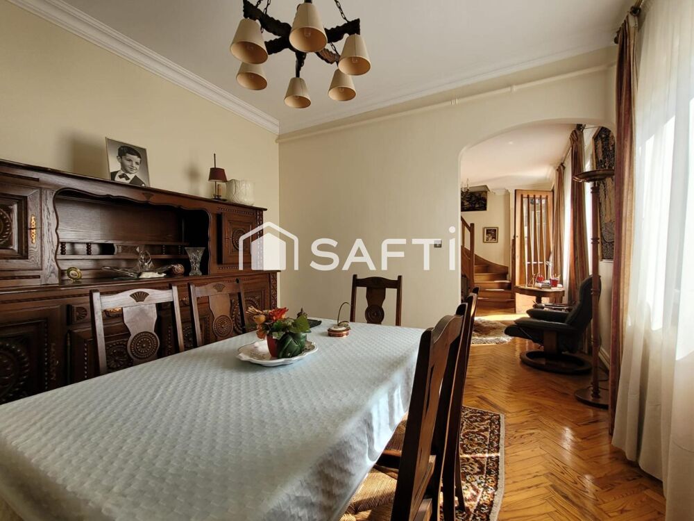 Vente Maison QUARTIER MAIRIE - MAISON T5 AVEC JARDIN ET DEPENDANCE Villenave-d'ornon