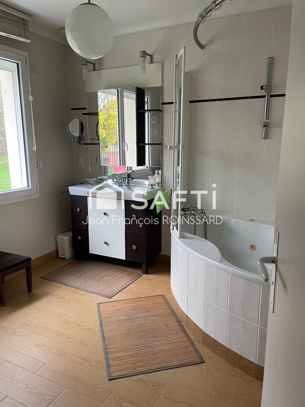 Vente Maison Maison 5 pièces + 4 pièces en étage Coueron
