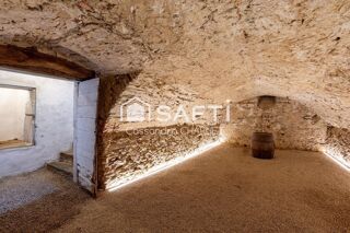  Maison � vendre 8 pi�ces 300 m�