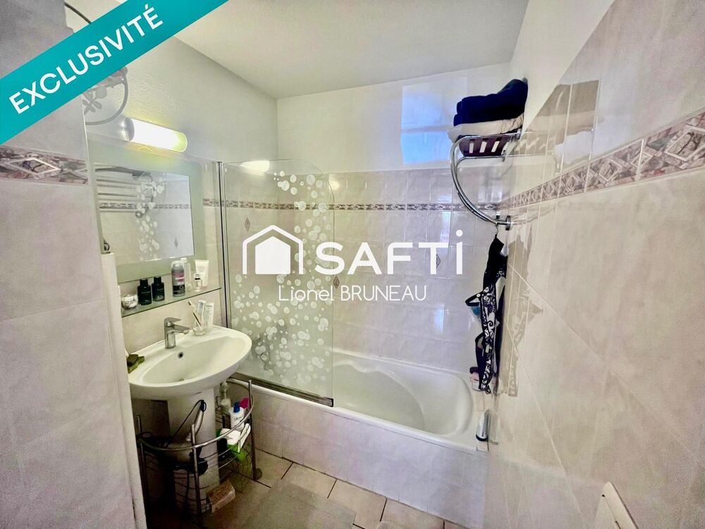 Vente Appartement Une opportunité rare à Sanary-sur-Mer (83110) – Charmant T2 calme et lumineux avec parking et cave Sanary-sur-mer