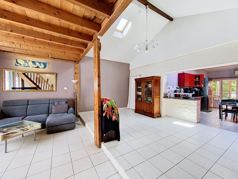 Vente Maison Maison 3 chambres avec jardin, garage et tram à pied Cenon