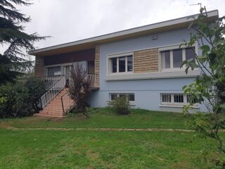 Vente Maison Bois-Guillaume – Secteur Sangria | Maison avec beau potentiel et jardin de 670 m² Bois-guillaume