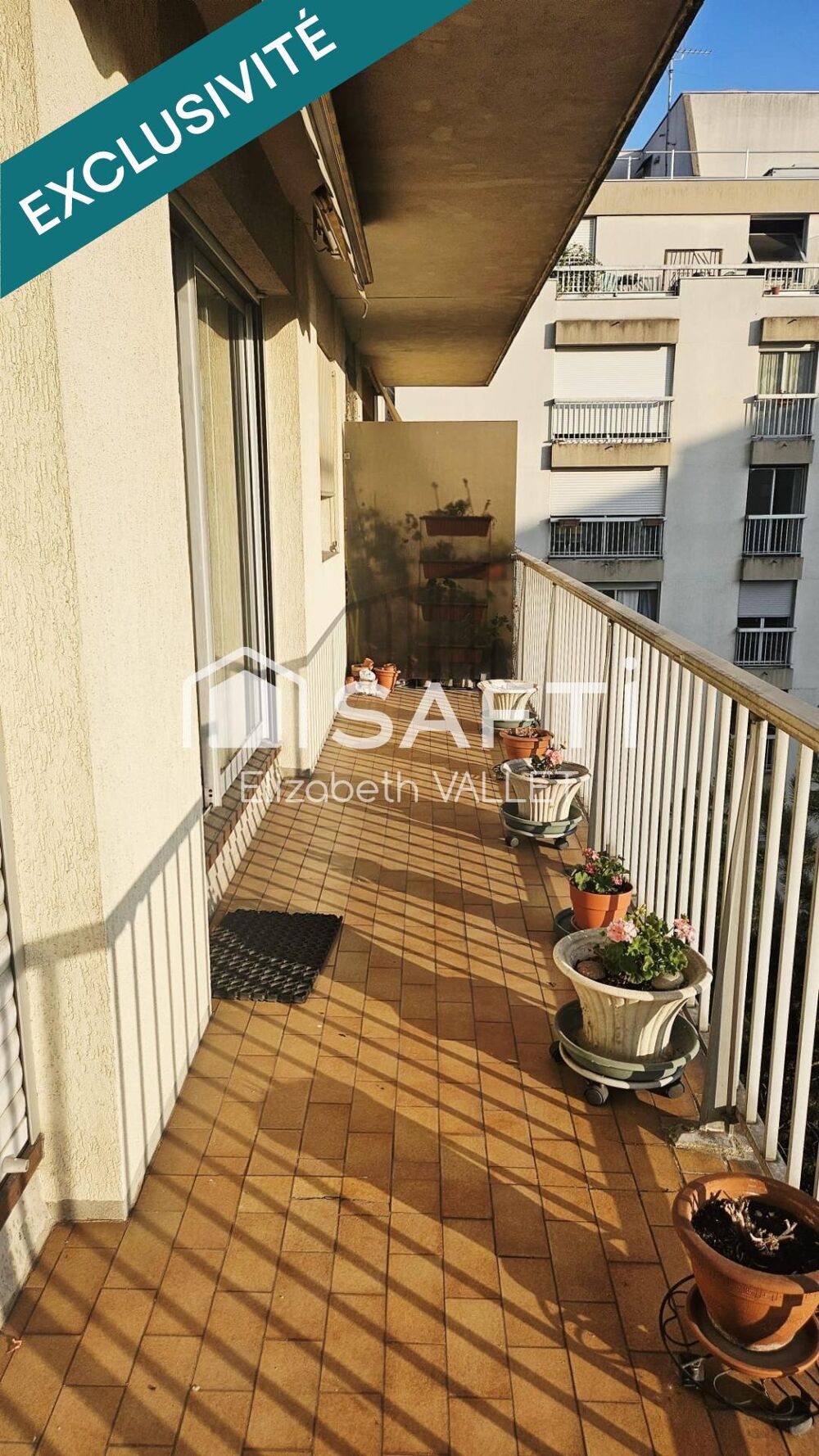 Vente Appartement Appartement rare 2 pièces vu sur jardin Paris 20