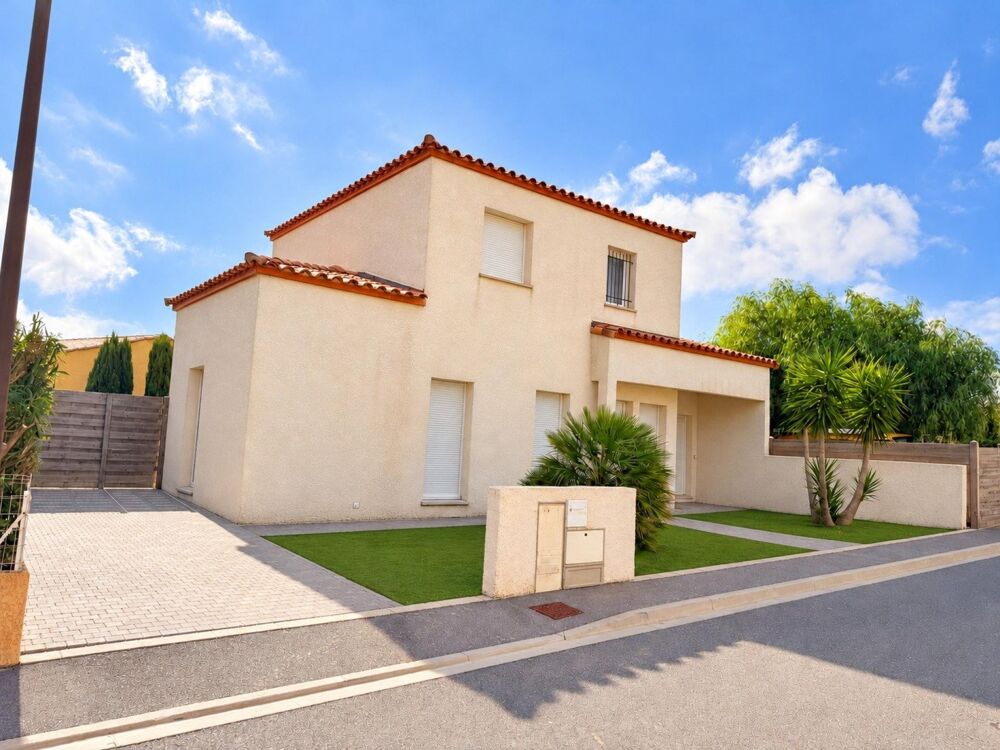 Vente Maison Piscine au sel, 4 chambres et terrasse de 72 m² La palme