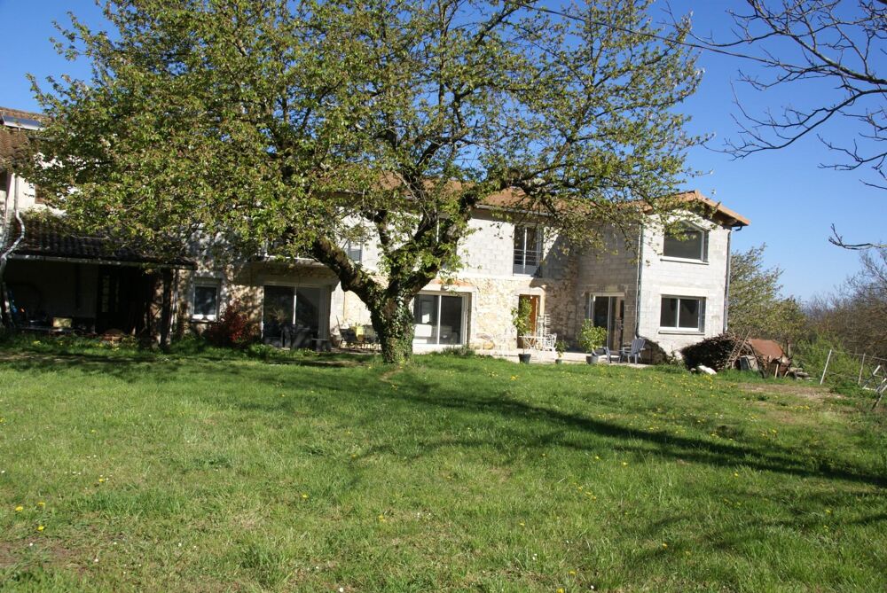 Grande propriété avec 2 maisons individuelles