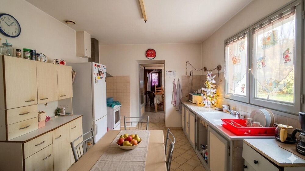 Maison 5 pièces 115 m² · à Saint-Jean-d'Angely · 115 m² · 129 900 €