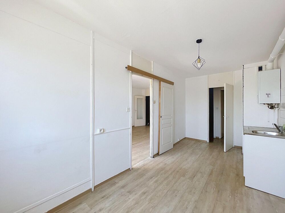 Vente Appartement GRAND T3 AVEC BALCON VUE DEGAGEE Montpellier
