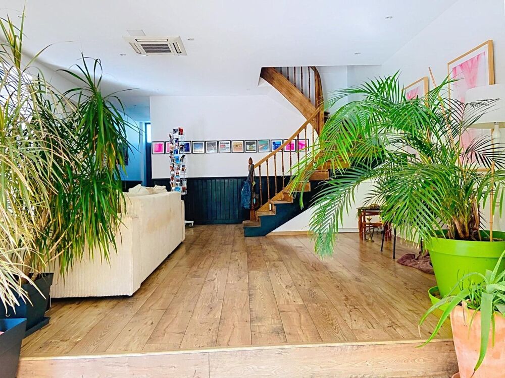 Vente Maison Maison d'Exception de 190 m² avec Piscine et Jardin de 500 m² – Marmande