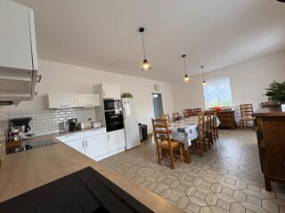 Vente Maison Maison familiale spacieuse avec beaux volumes. Boue